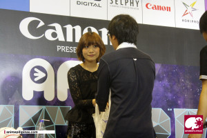 Popular anisong singer May'n greets some of her fans during her Meet & Greet session. (Photo by JM Melegrito)